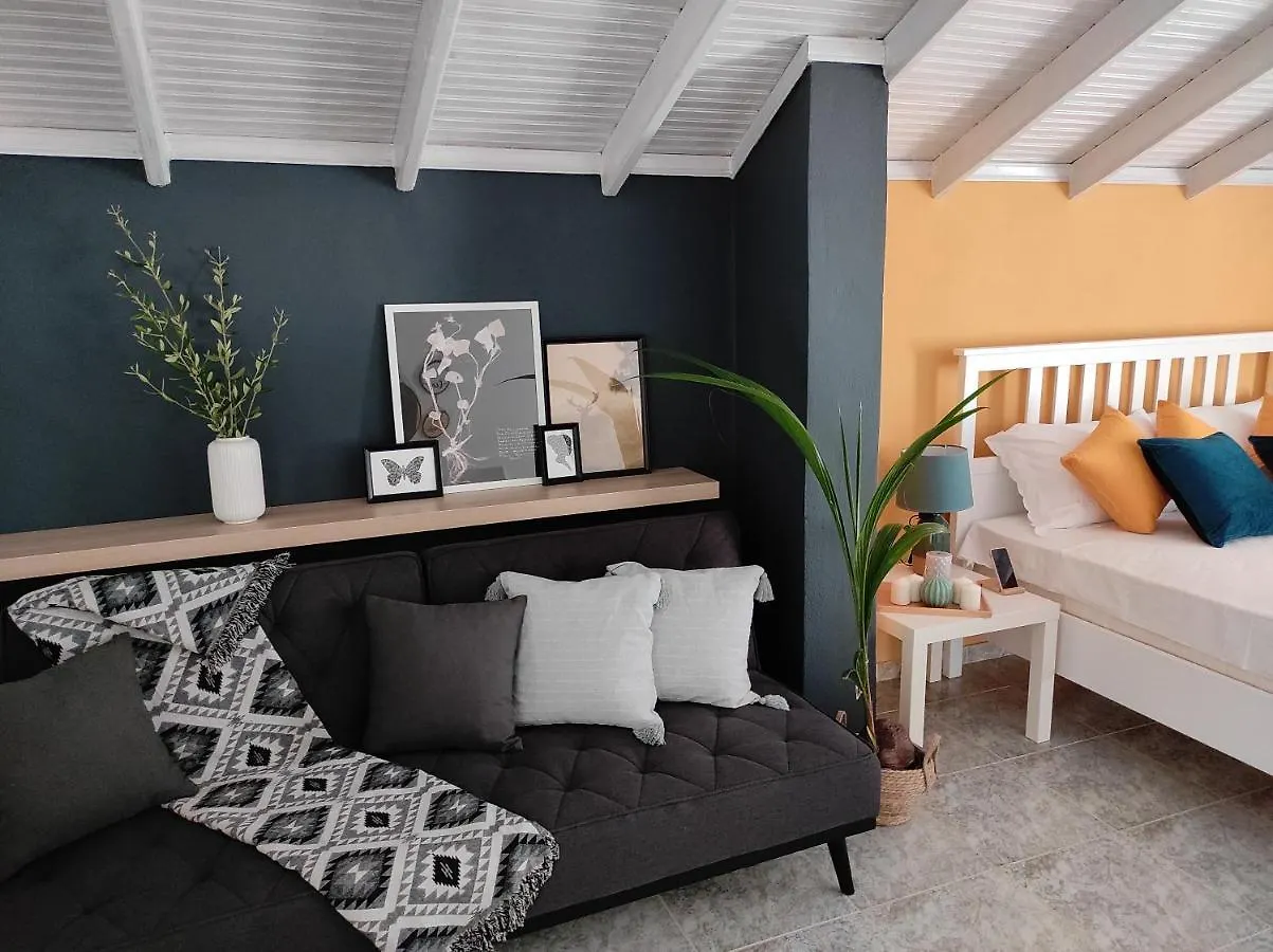 Verde Rete Apartments contacts